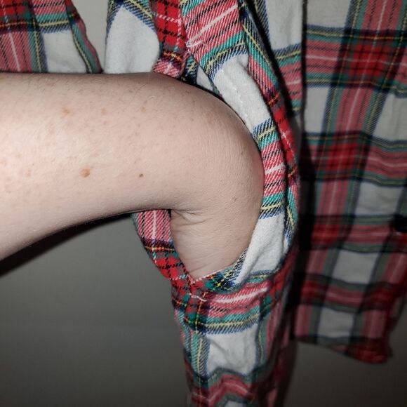 DISNEY PLAID CHRISTMAS HOLIDAY MINNIE PAJAMA DRESS WITH POCKETS SIZE LARGE - Picture 6 of 6